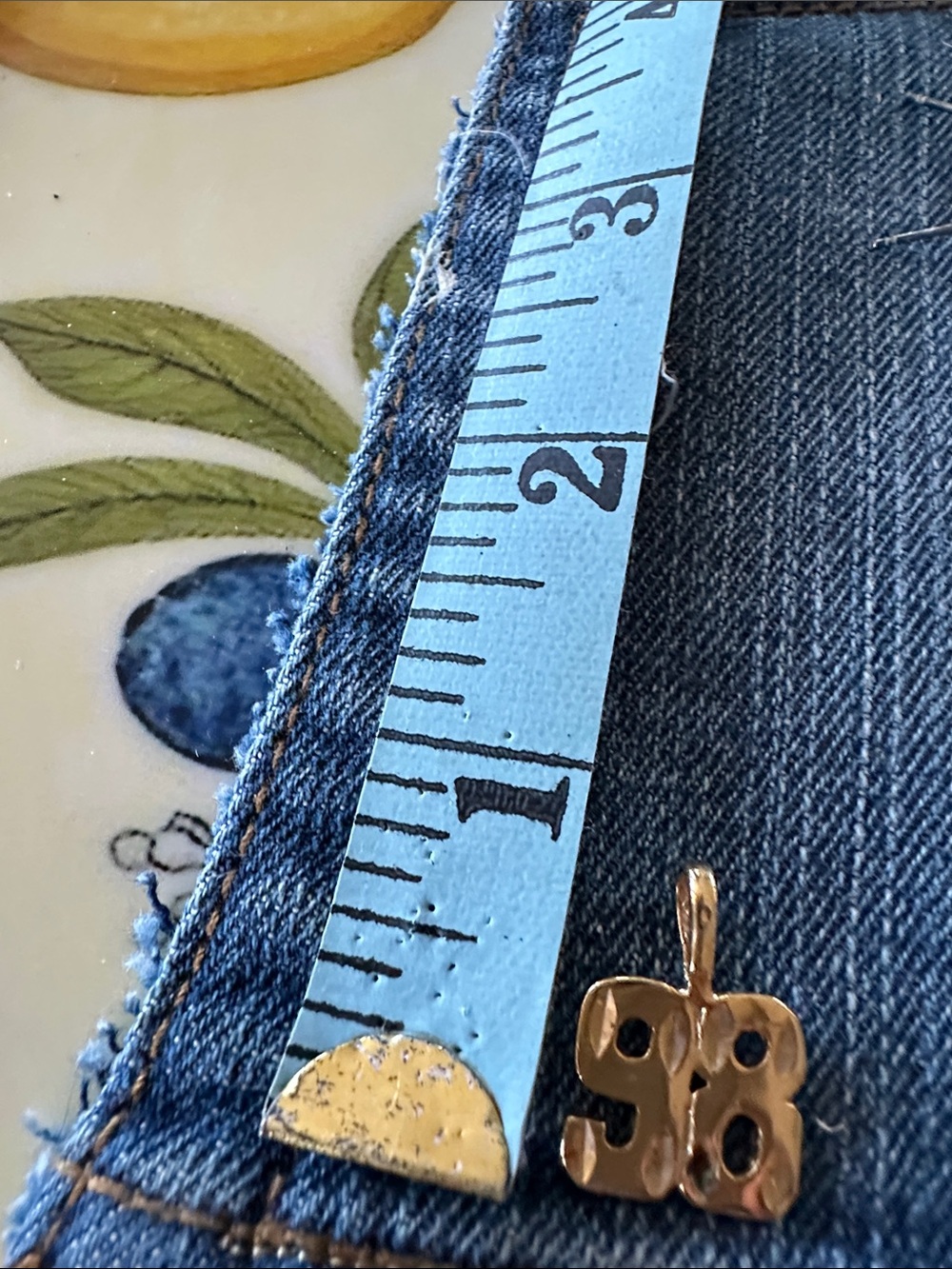 Charm Gold Tone Untested